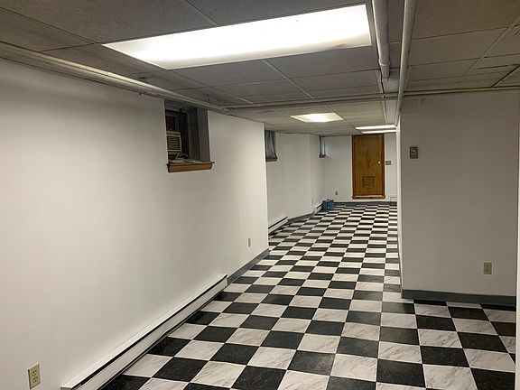 3rd image of 61 Washington St #1A