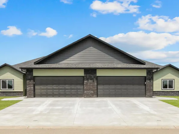 3018 41st Ave S, Moorhead, MN 56560