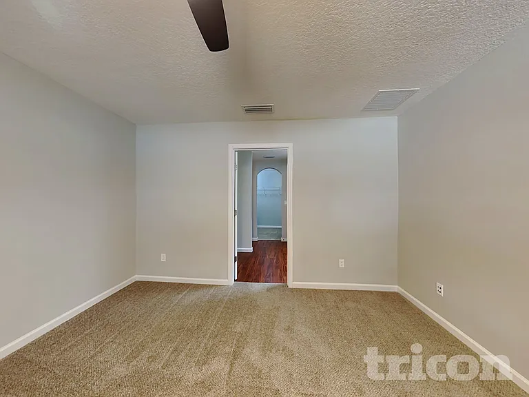 77094 Crosscut Way — Photo 6