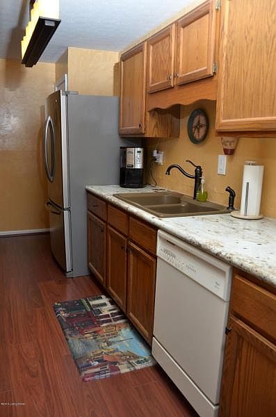 1st image of 1208 Donard Park Ave