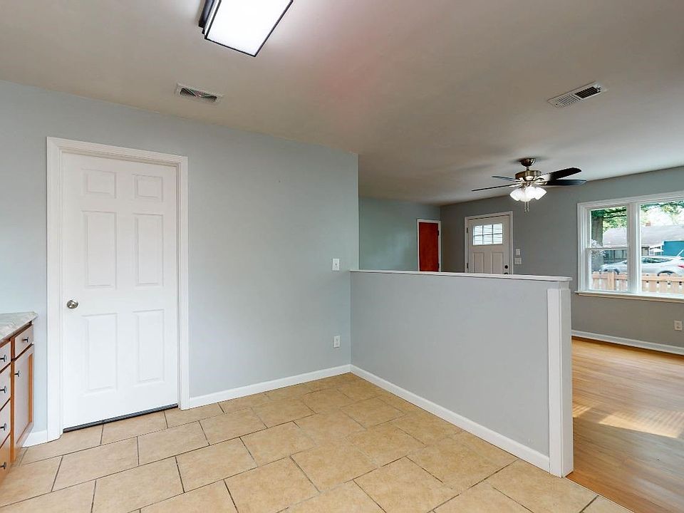 1st image of 6561 Graf Dr