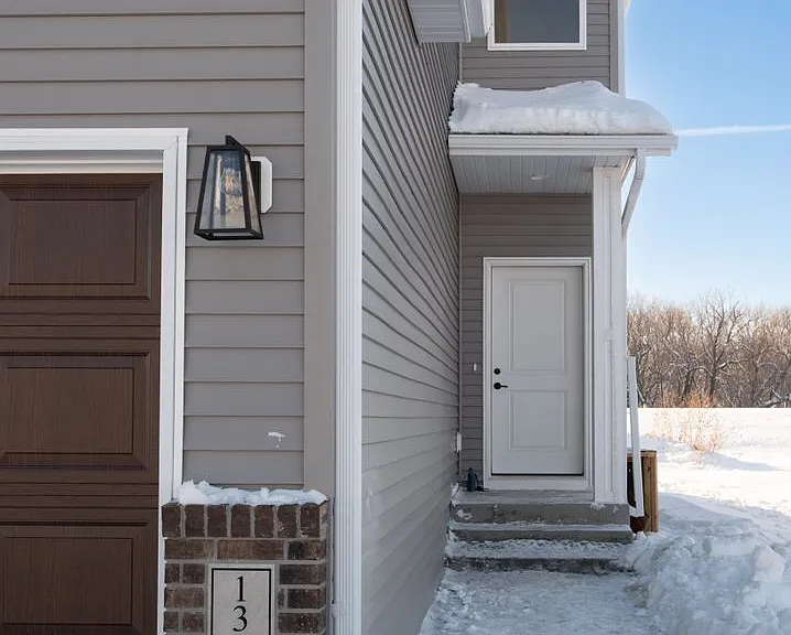 1360 Goldenwood Dr NW — Photo 75