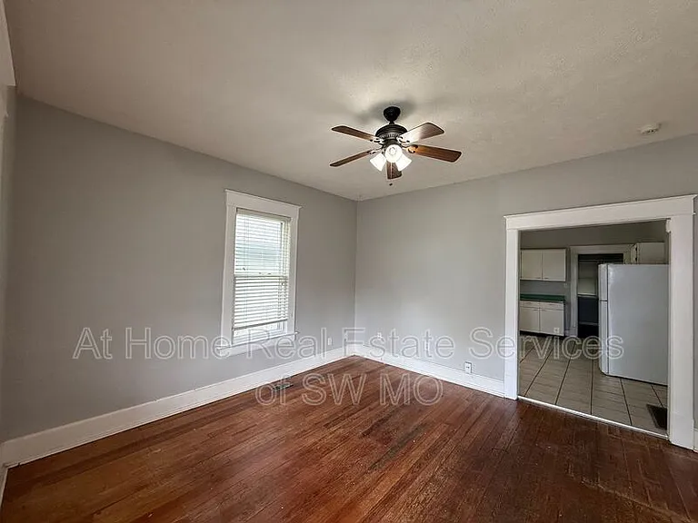 820 S New Ave — Photo 2