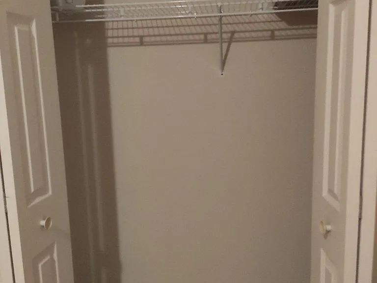 1058 Lexington Cir — Photo 23