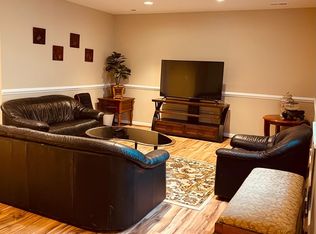 12215 Harbor Town Cir, Fairfax, VA 22033