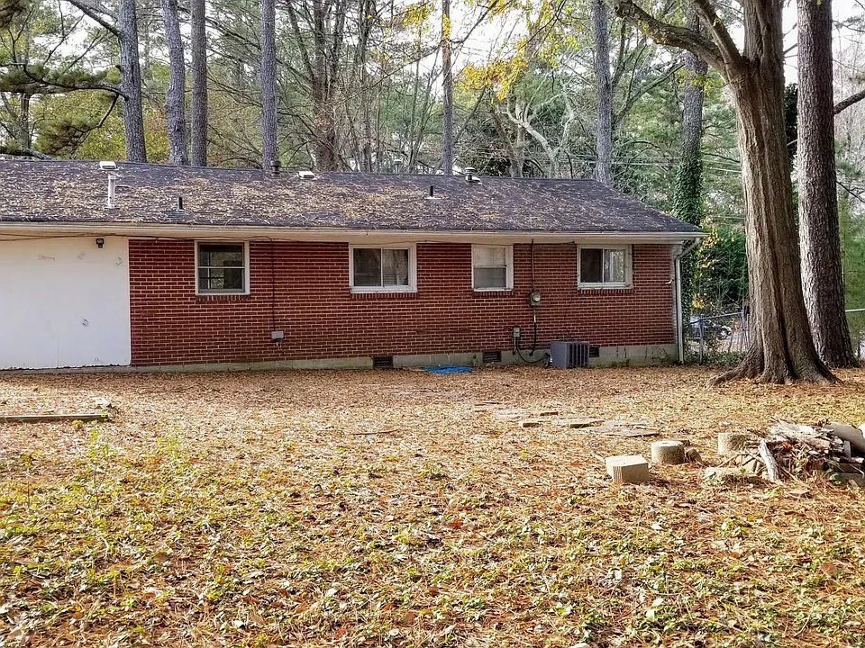 903 Valley Brook Rd