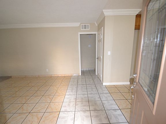 3rd image of 5939 Dogwood St