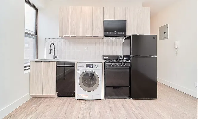 Rented by Living New York | media 9