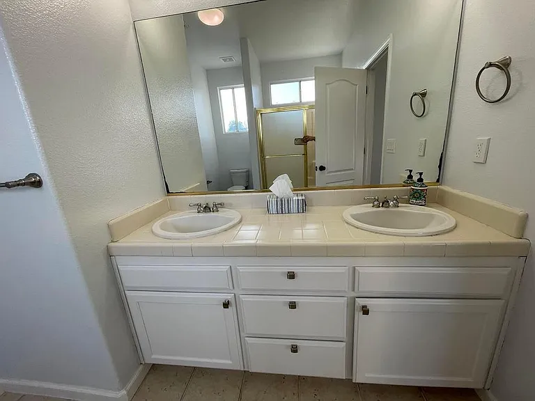 5764 E Tower Ave — Photo 12