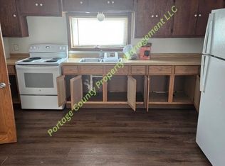 409 Cedar St, Tigerton, WI 54486