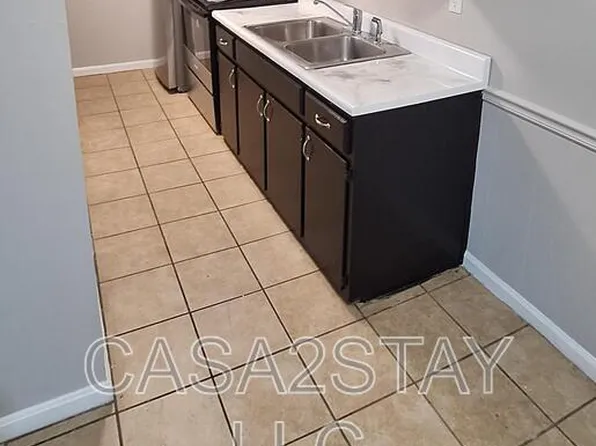 668 Knox Blvd APT 20, Radcliff, KY 40160