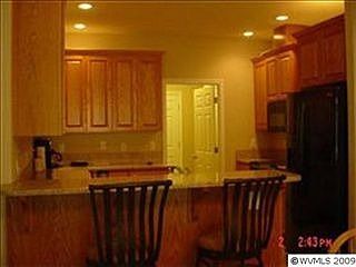 3rd image of 8875 Robert Ln SE
