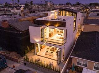 206 42nd St, Newport Beach, CA 92663