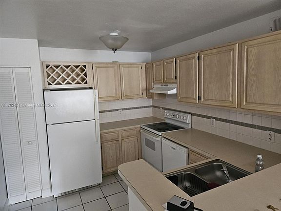 4th image of 1725 Palm Cove Blvd #2207