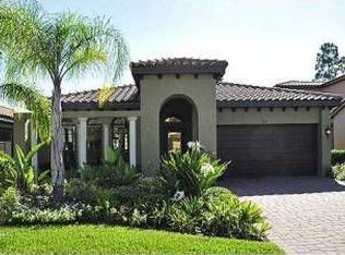 137 Ancona St, Debary, FL 32713