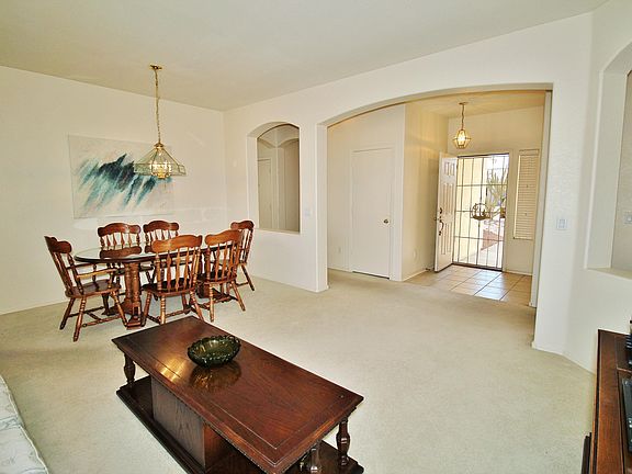 5th image of 8622 W Canterbury Dr