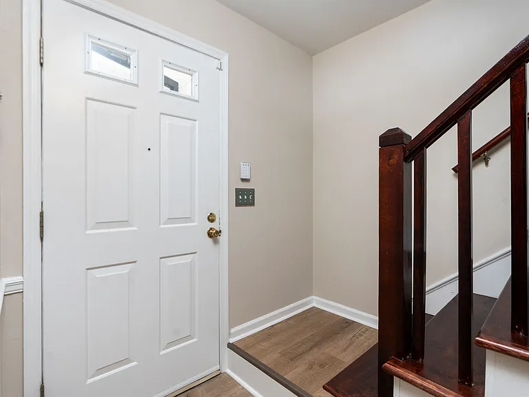 700 Rife Rd #11F — Photo 2