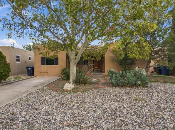 218 Quincy St NE, Albuquerque, NM 87108