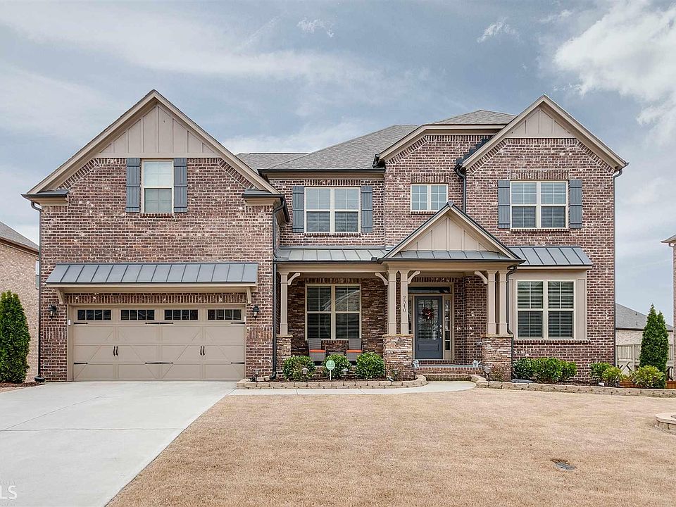 2nd image of 2540 Castlerock Ct