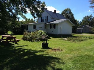 1038 N Alvey St, Bruce, WI 54819