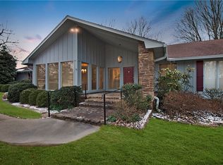 2865 N Oakland Zion Rd, Fayetteville, AR 72703