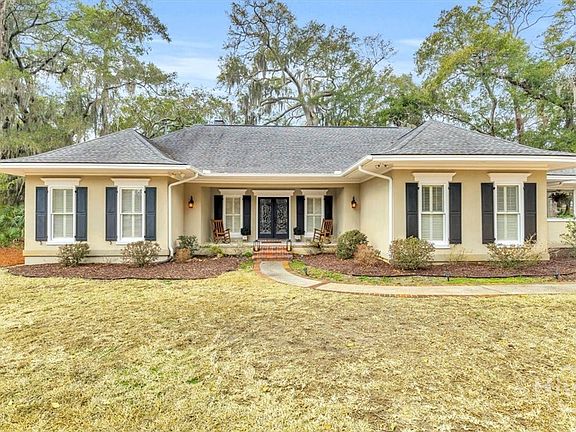 2nd image of 10 Tangletree Ln