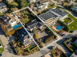 14371 Sunset Dr, White Rock, BC V4B 2V4