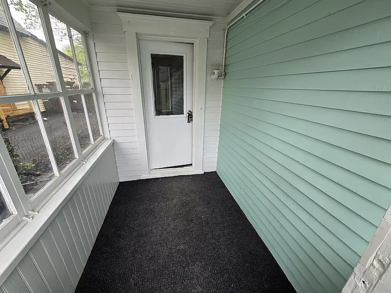 121 W End Dr — Photo 3