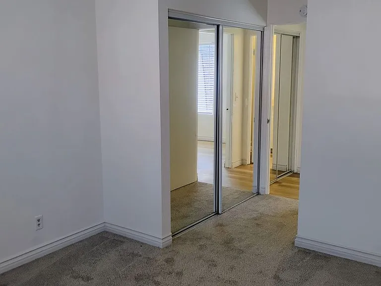 1534 Thomas Ave — Photo 3