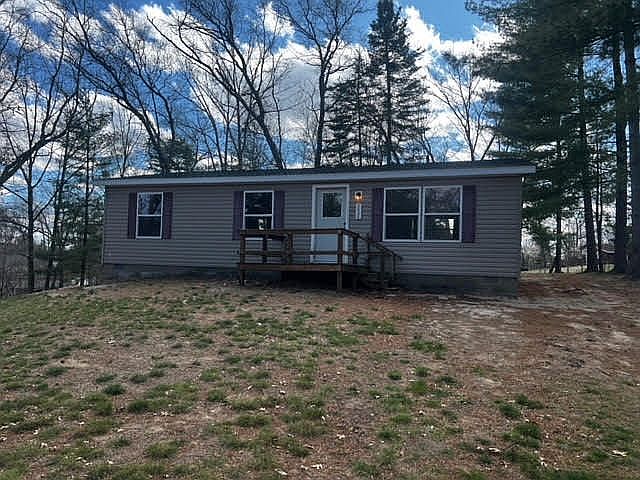 1st image of 2828 Menominee Trl