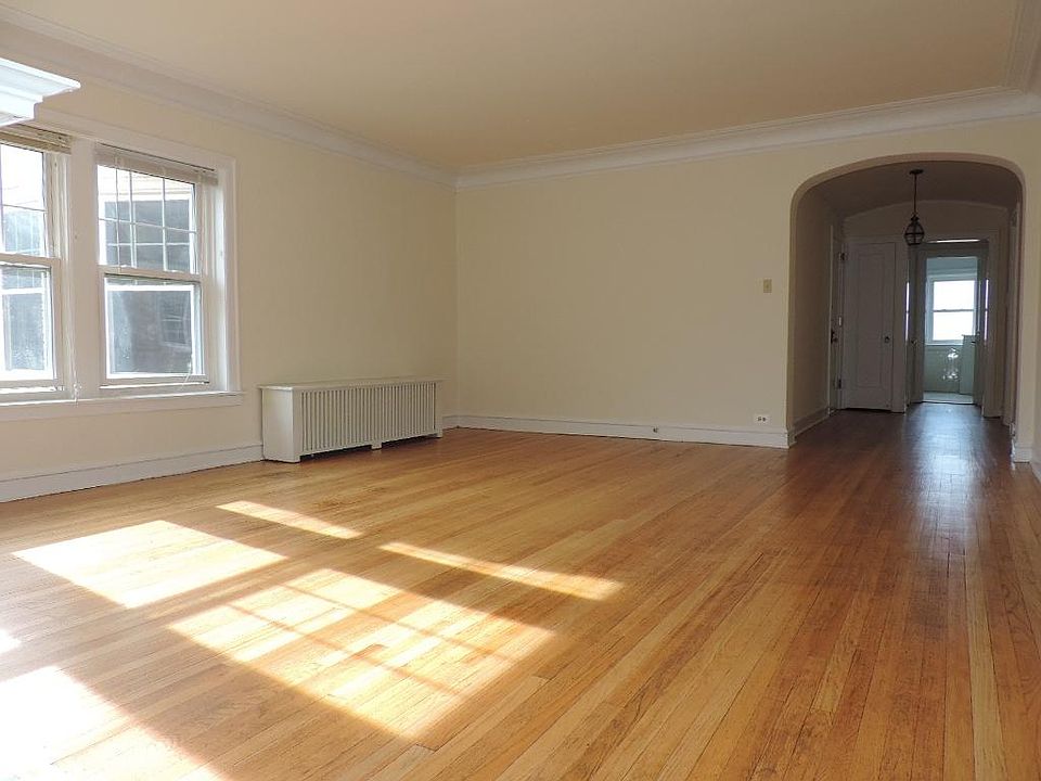 1st image of 535 Hinman Ave #3D