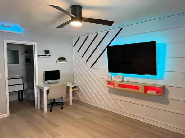 1030 NW 200th Ter, Miami Gardens, FL 33169