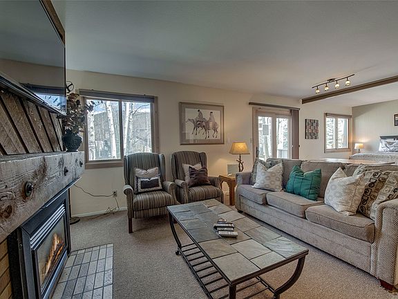 3rd image of 1937 Soda Ridge Rd #1143