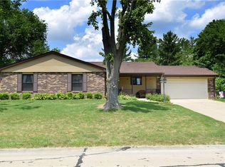 3858 Pineview Ln, Greenwood, IN 46142