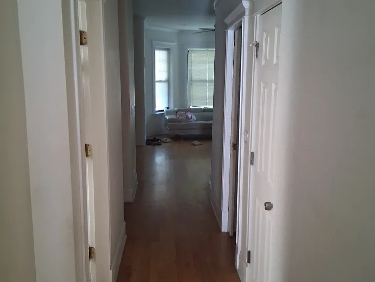 N Glenwood Ave — Photo 5