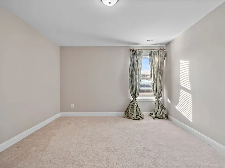 3103 Oxford Dr — Photo 18