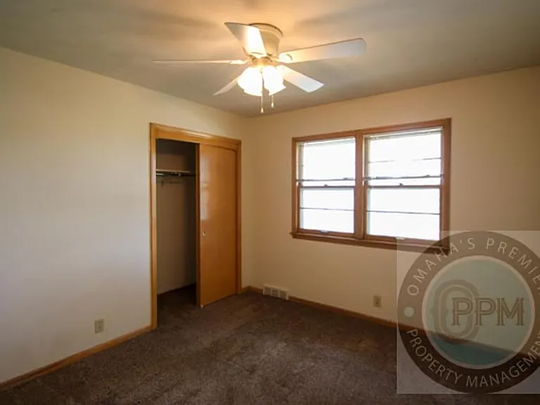 3758 S 82nd St — Photo 17