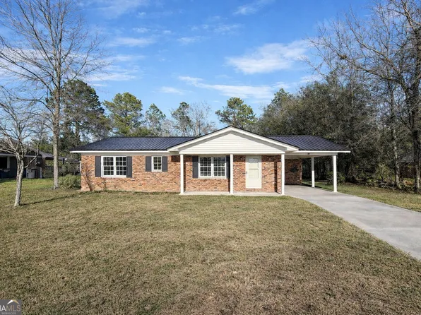 40 Hickory St, Metter, GA 30439