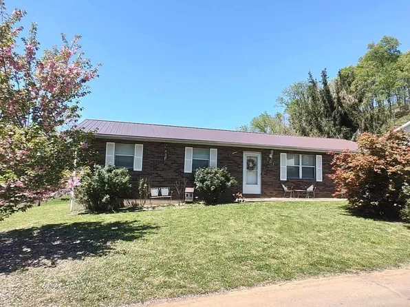 101 Clyde St, South Pt, OH 45680