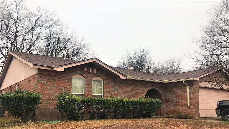 2nd image of 120 Countryside Dr