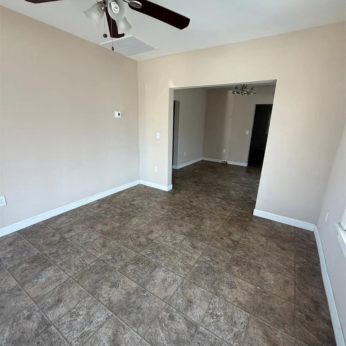 2 bed, 1.0 bath, 906 sqft, $1,500 — Photo 4