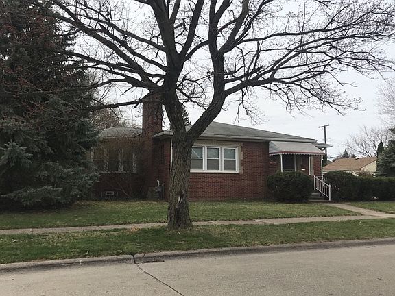 3rd image of 15221 Cleveland Ave
