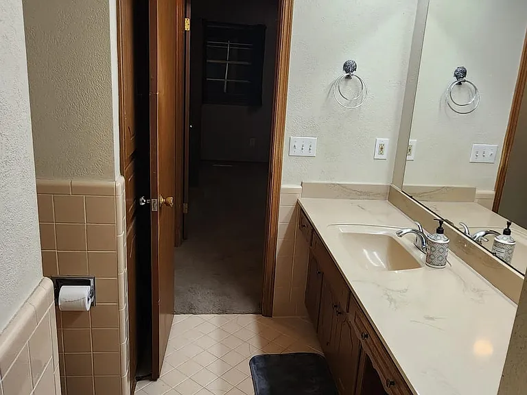 7916 Duane Dr — Photo 19