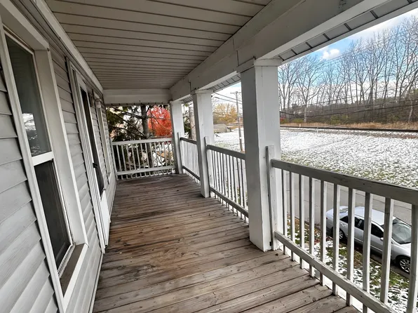 3136 9th St #1, Wyandotte, MI 48192