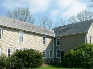 130 Chace Hill Rd, Sterling, MA 01564