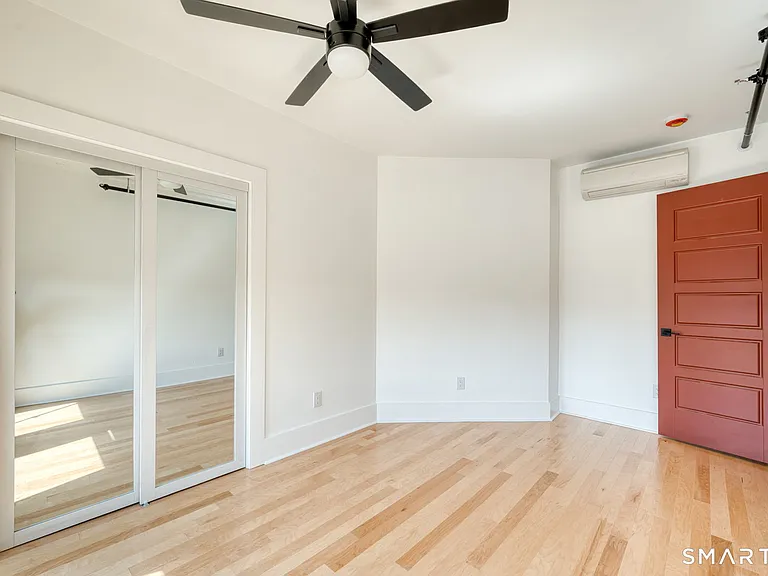 11 Main St #203-207 — Photo 7