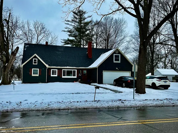 215 E Main St, Vernon, MI 48476