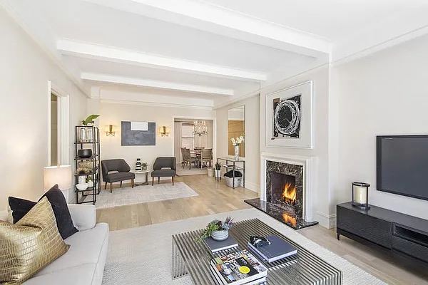 Sold by Triplemint | media 13