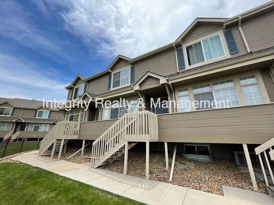 5555 E Briarwood Ave #1402