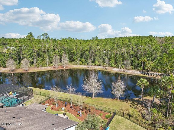 5th image of 83 Broomsedge Cir
